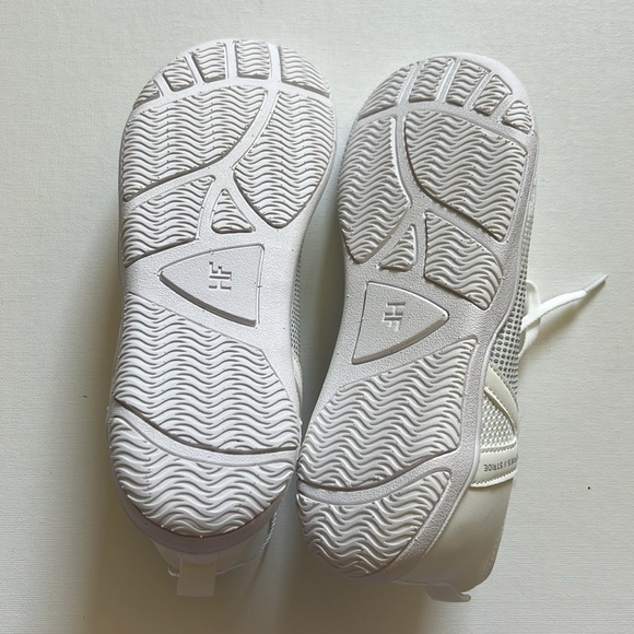 Hike Footwear Stride Sneaker - Picture 5 of 7